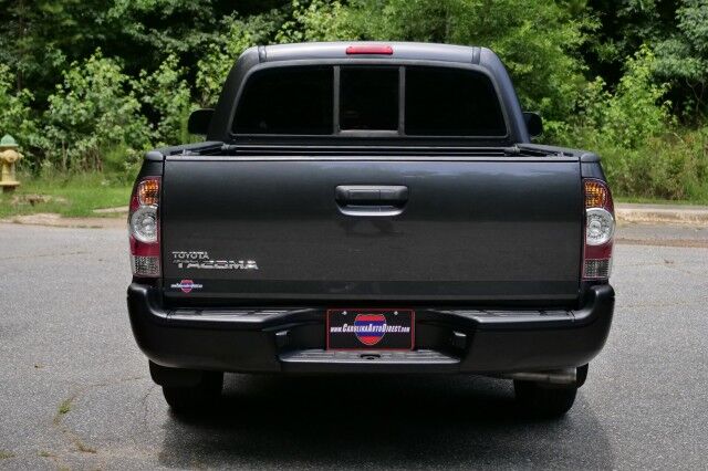 2011 Toyota Tacoma / Manual Transmission / Regular Cab! High Point NC