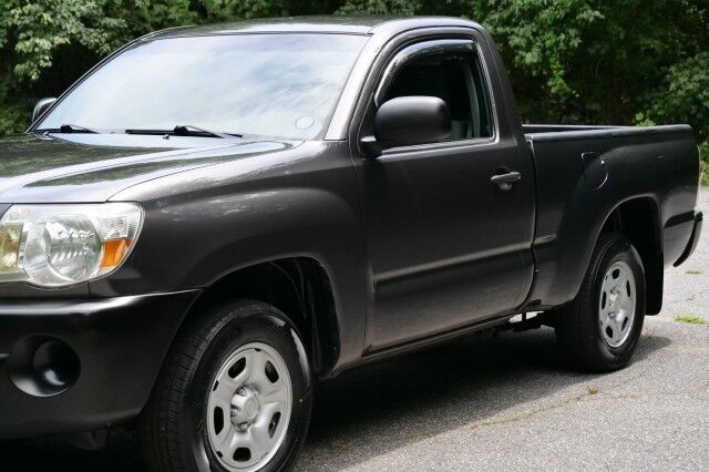 2011 Toyota Tacoma / Manual Transmission / Regular Cab! High Point NC