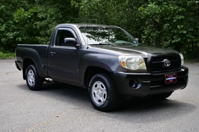 2011 Toyota Tacoma / Manual Transmission / Regular Cab! High Point NC