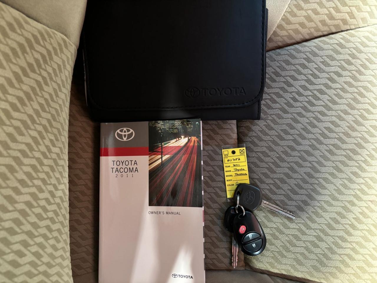 2011 Toyota Tacoma Base V6 Franklin OH