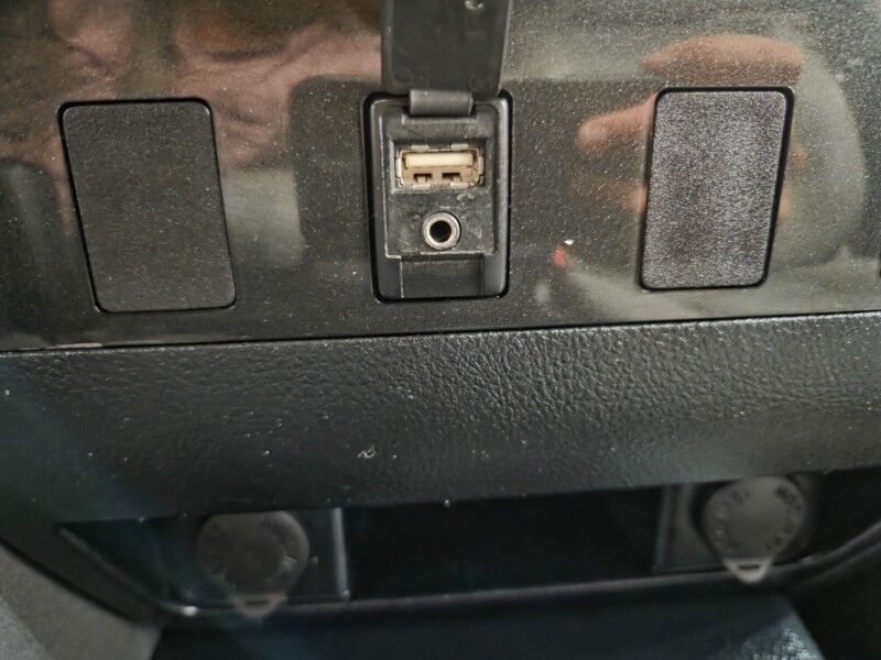 2011 Toyota Tundra 2WD Crew Max 5.7L V8 Leather Backup Camera FREE WARRANTY Arlington TX