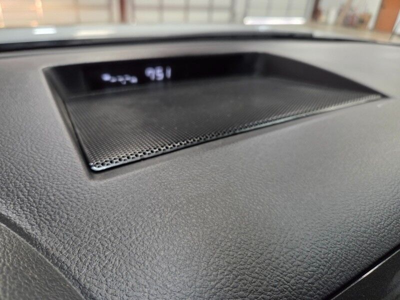 2011 Toyota Tundra 2WD Crew Max 5.7L V8 Leather Backup Camera FREE WARRANTY Arlington TX