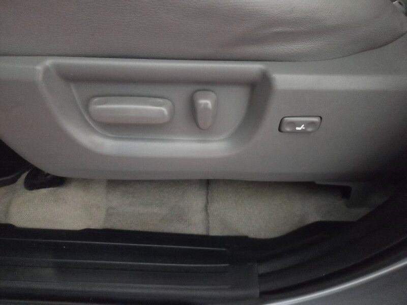 2011 Toyota Tundra 2WD Crew Max 5.7L V8 Leather Backup Camera FREE WARRANTY Arlington TX