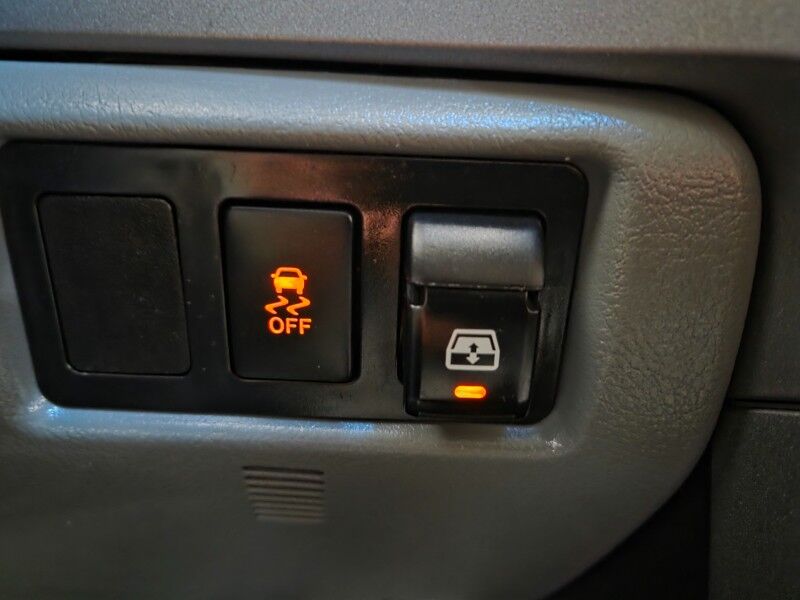 2011 Toyota Tundra 2WD Crew Max 5.7L V8 Leather Backup Camera FREE WARRANTY Arlington TX