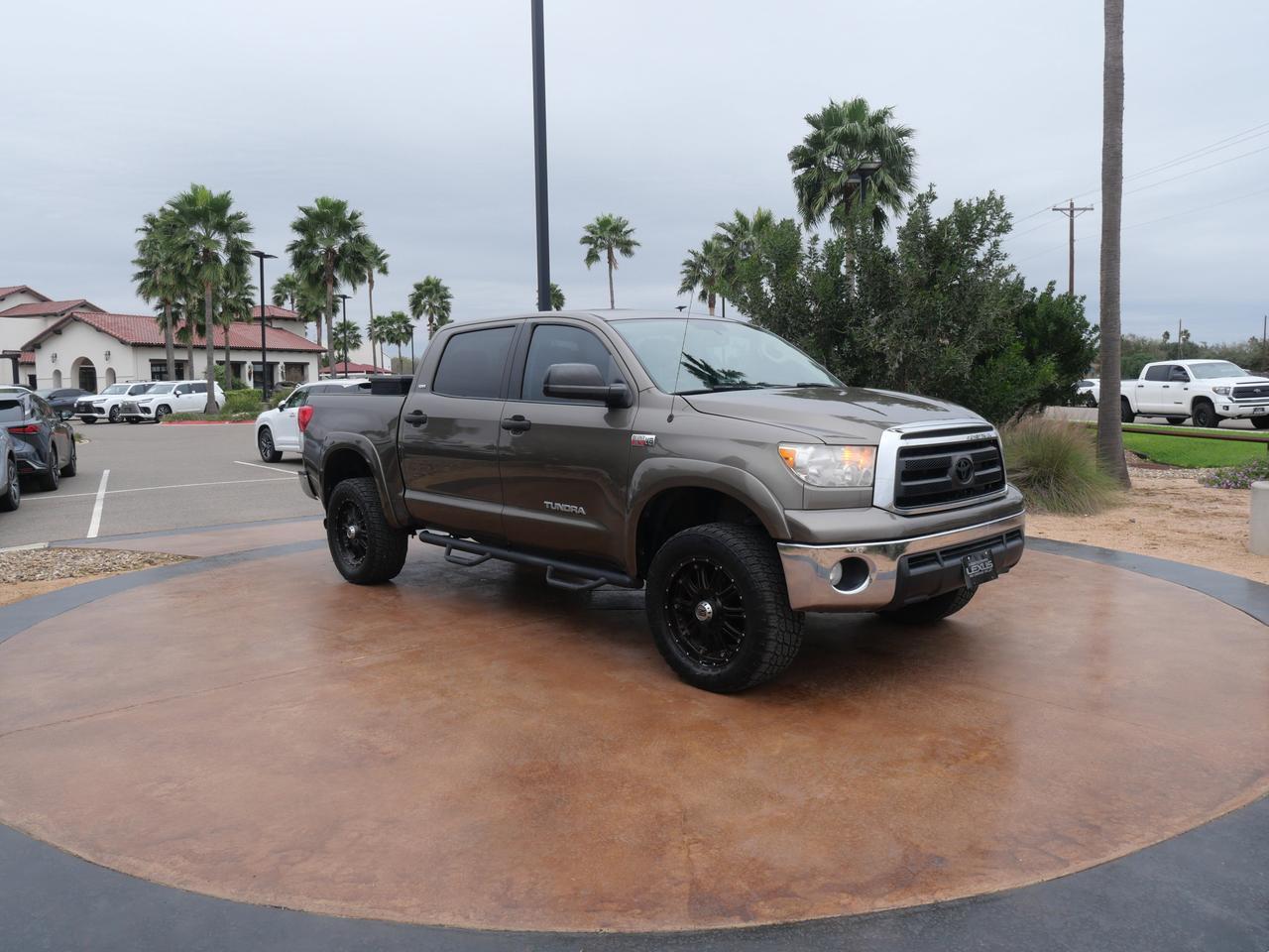 2011 Toyota Tundra 4WD Truck Grade