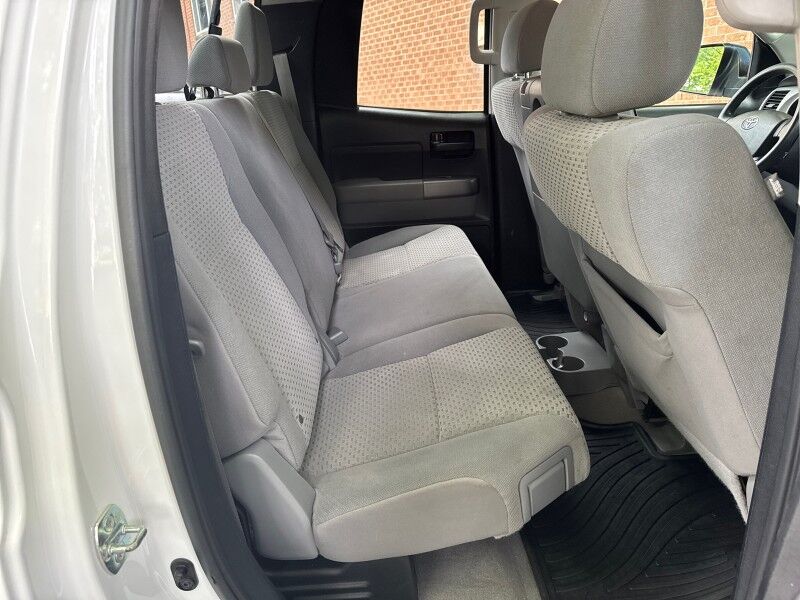 2011 Toyota Tundra Double Cab SR5 4.6L V8 4WD (A6) Arlington VA