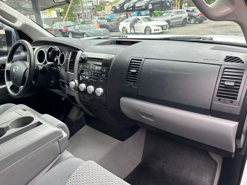 2011 Toyota Tundra Double Cab SR5 4.6L V8 4WD (A6) Arlington VA