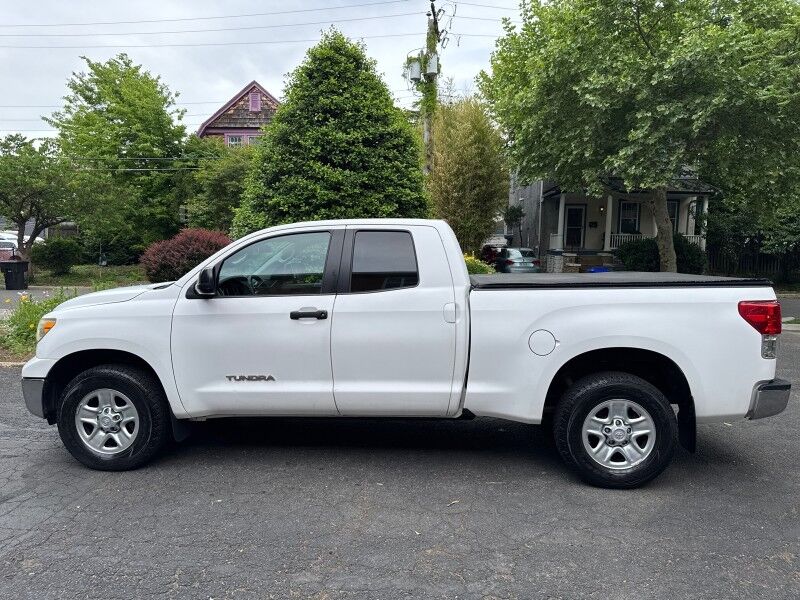 2011 Toyota Tundra Double Cab SR5 4.6L V8 4WD (A6) Arlington VA