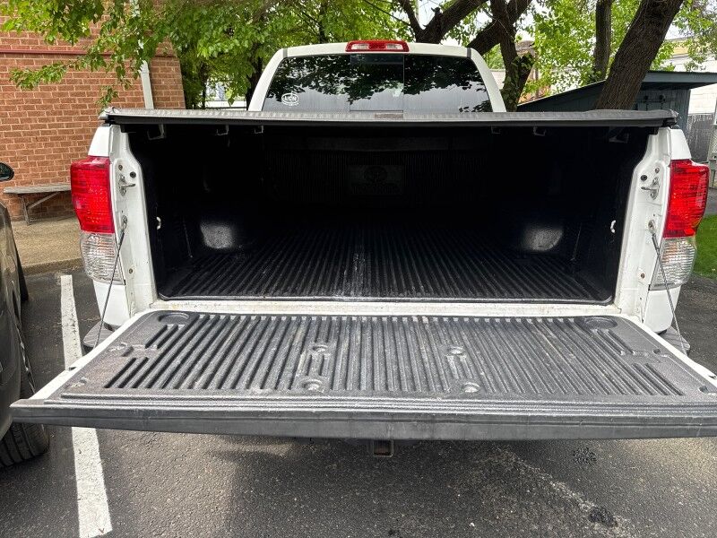 2011 Toyota Tundra Double Cab SR5 4.6L V8 4WD (A6) Arlington VA