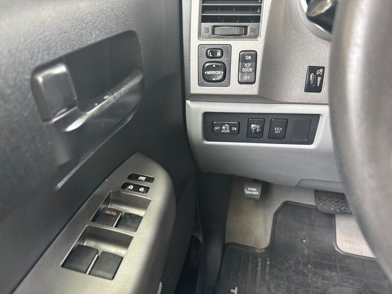 2011 Toyota Tundra Double Cab SR5 4.6L V8 4WD (A6) Arlington VA
