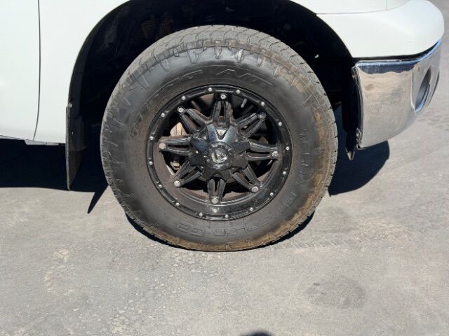 2011 Toyota Tundra Grade 5.7L V8