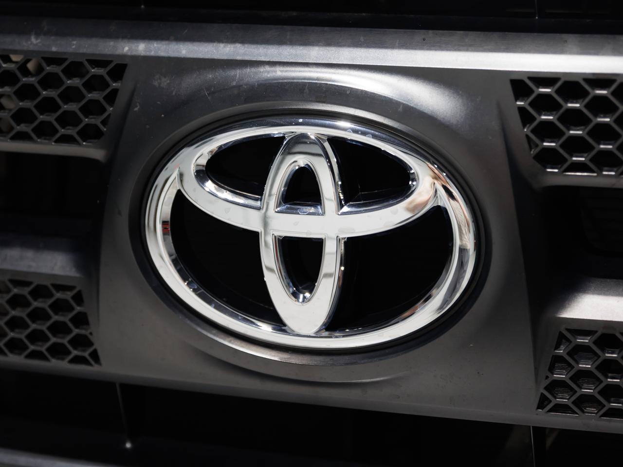 2011 Toyota Tundra SR5 TRD Double Cab 4WD Cranberry PA