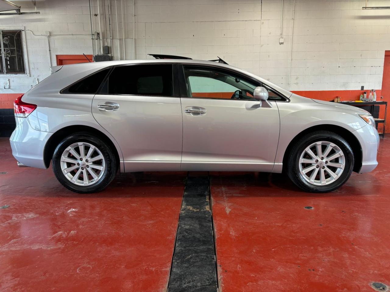 2011 Toyota Venza Base