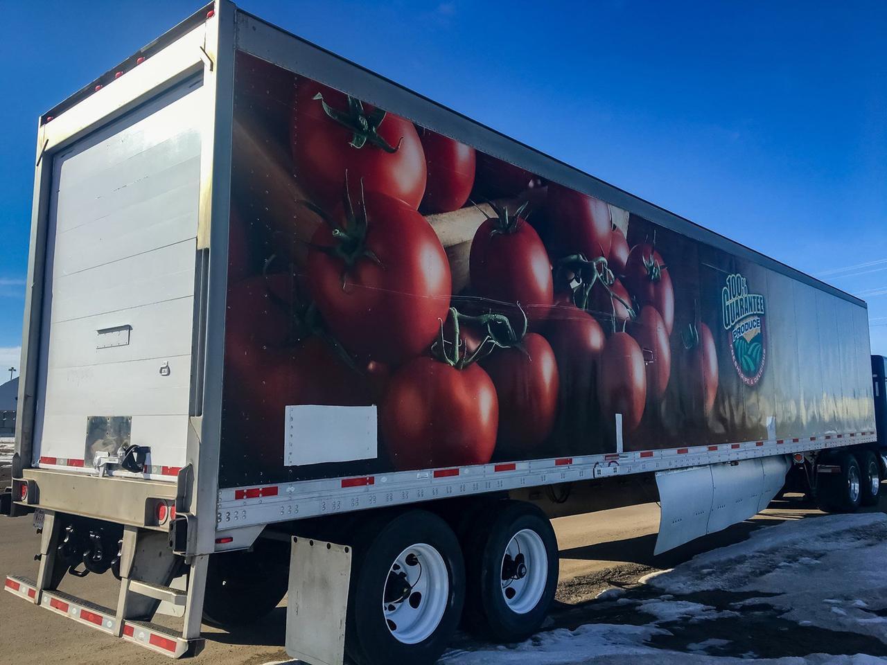 2011 V2SRA Utility Tandem Axle Reefer Trailer 51 Ft. Red Deer AB