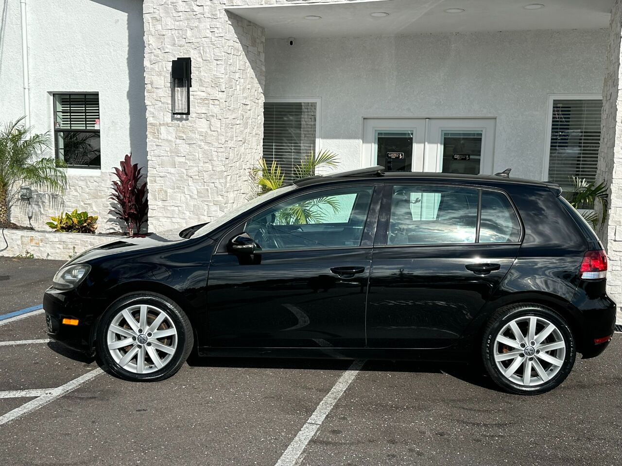 2011 Volkswagen Golf 4dr HB DSG TDI Jacksonville FL