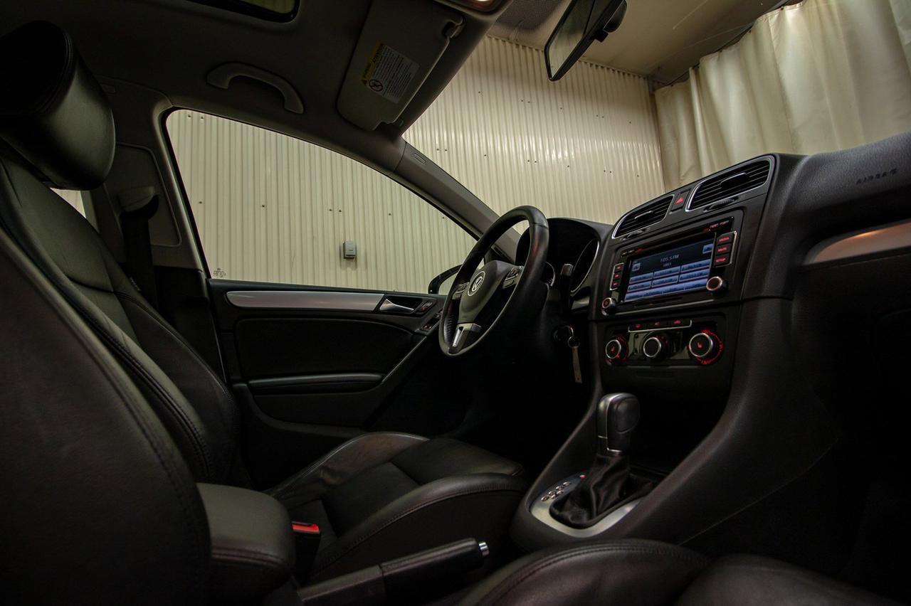2011 Volkswagen Golf Highline Hatchback Leather Roof Red Deer AB