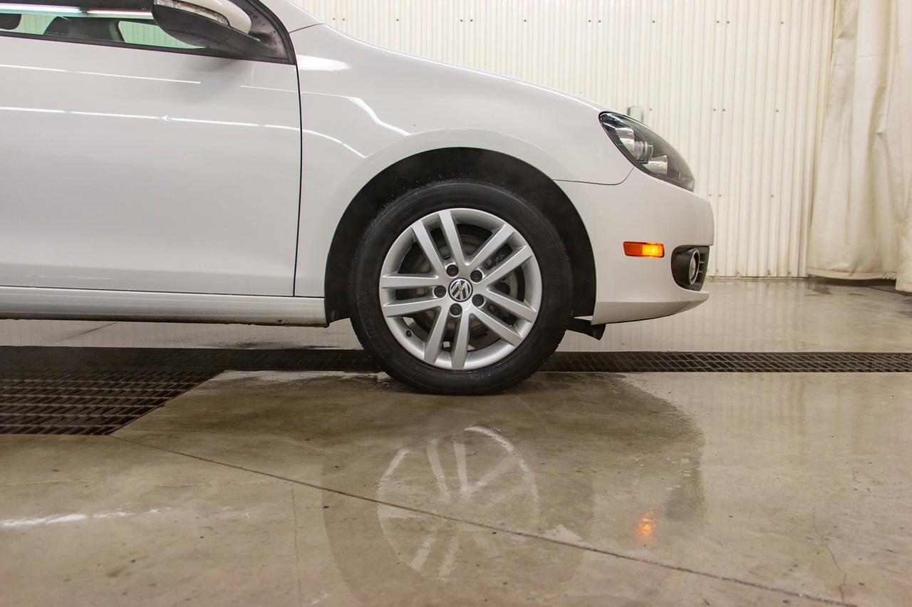 2011 Volkswagen Golf Highline Hatchback Leather Roof Red Deer AB