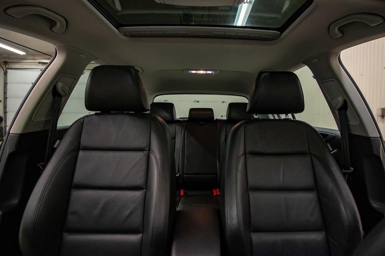 2011 Volkswagen Golf Highline Hatchback Leather Roof Red Deer AB