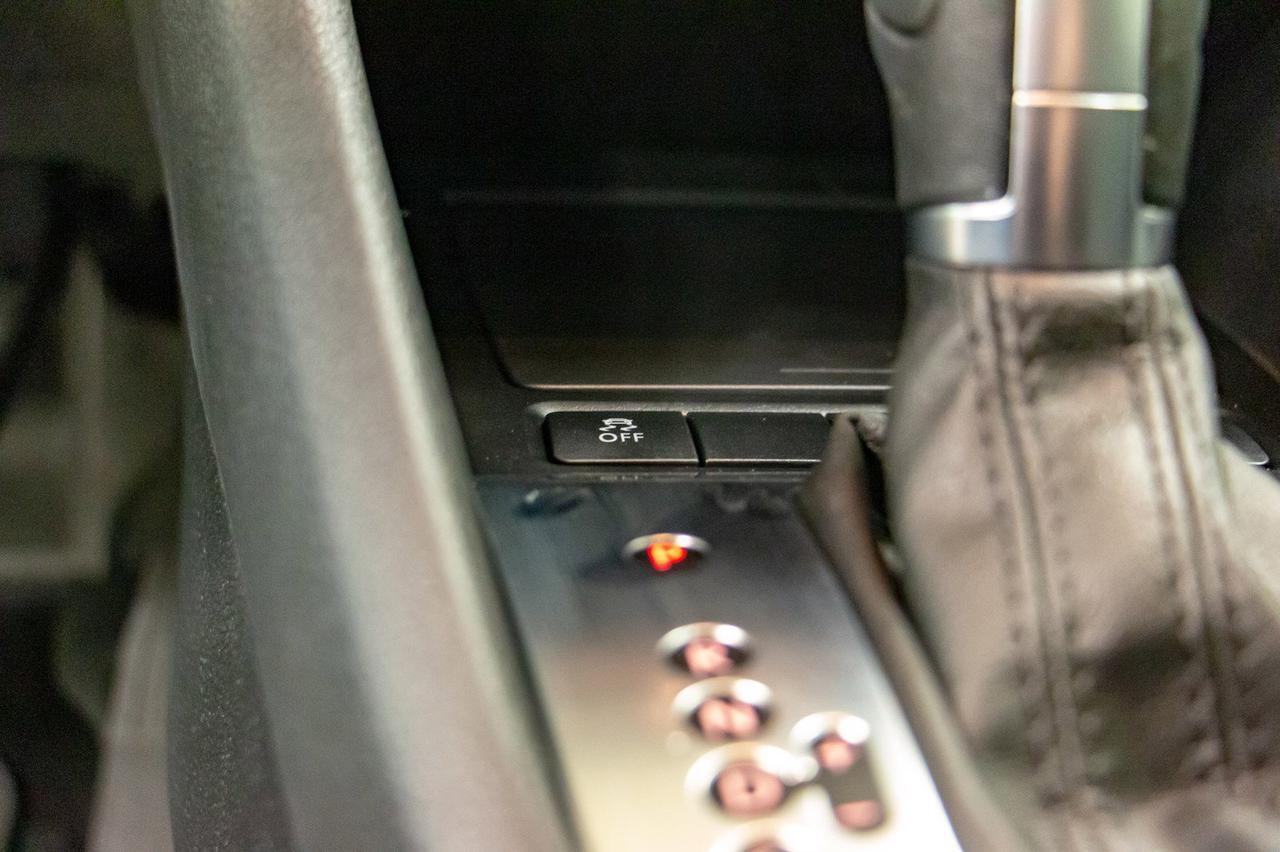 2011 Volkswagen Golf Highline Hatchback Leather Roof Red Deer AB