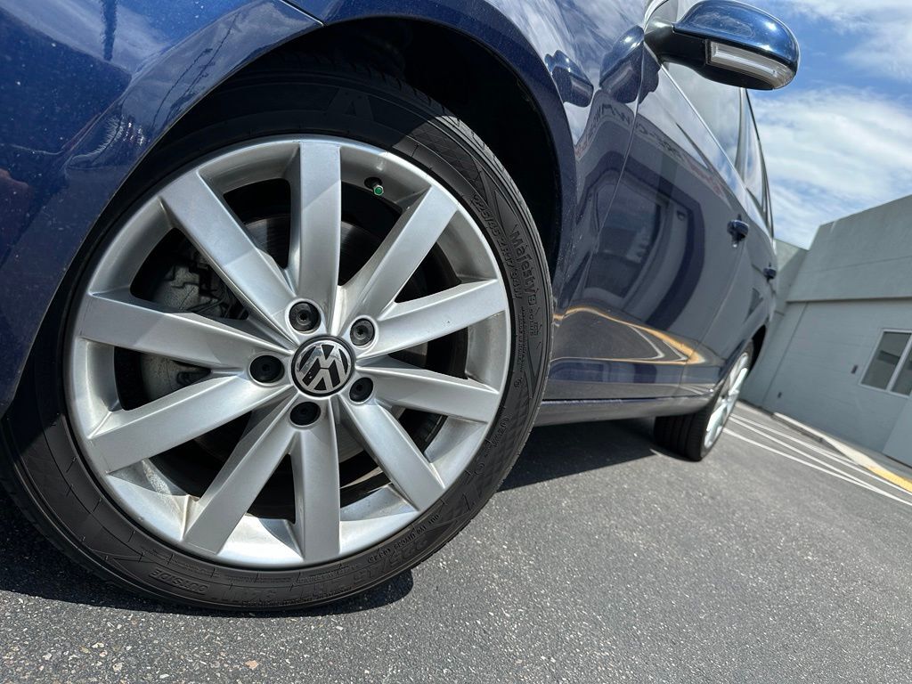 2011 Volkswagen Jetta SportWagen 2.0L TDI