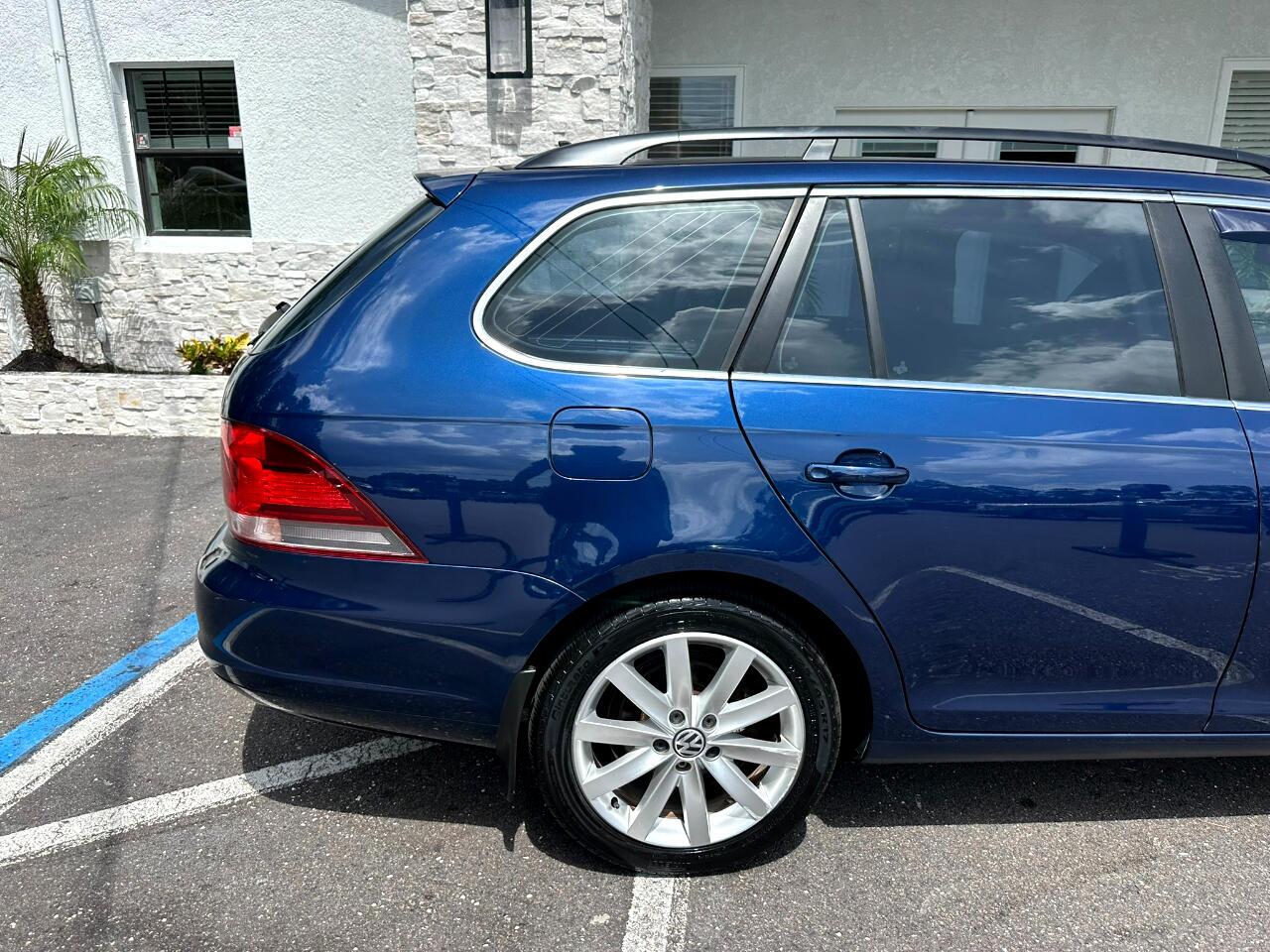2011 Volkswagen Jetta SportWagen 4dr DSG TDI Jacksonville FL