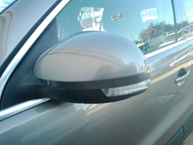 2011 Volkswagen Tiguan SE Plano TX