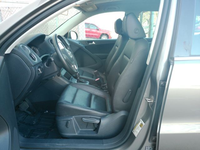 2011 Volkswagen Tiguan SE Plano TX