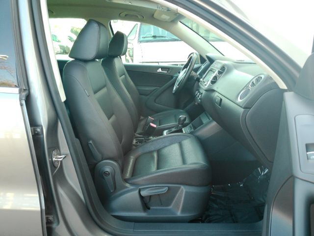 2011 Volkswagen Tiguan SE Plano TX