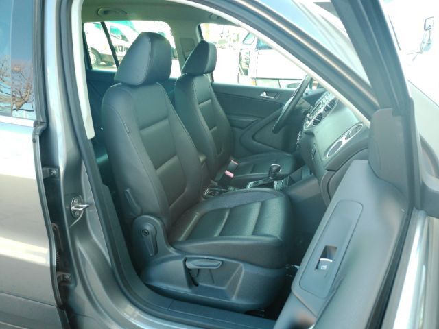 2011 Volkswagen Tiguan SE Plano TX