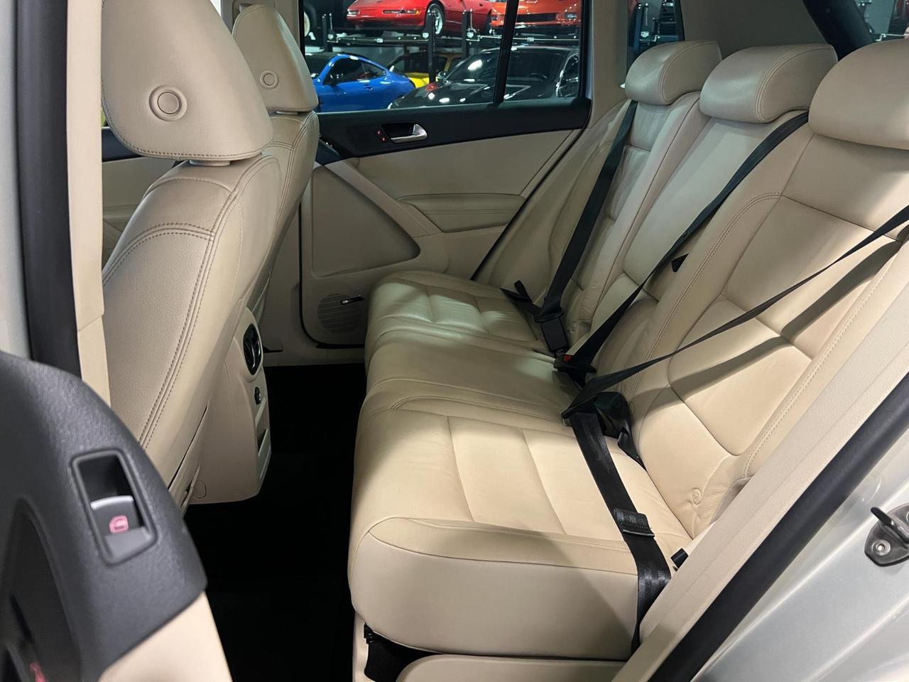 2011 Volkswagen Tiguan SEL 4Motion w/Premium Navi & Dynaudio Parker CO