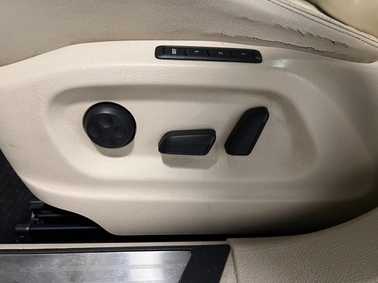 2011 Volkswagen Tiguan SEL 4Motion w/Premium Navi & Dynaudio Parker CO