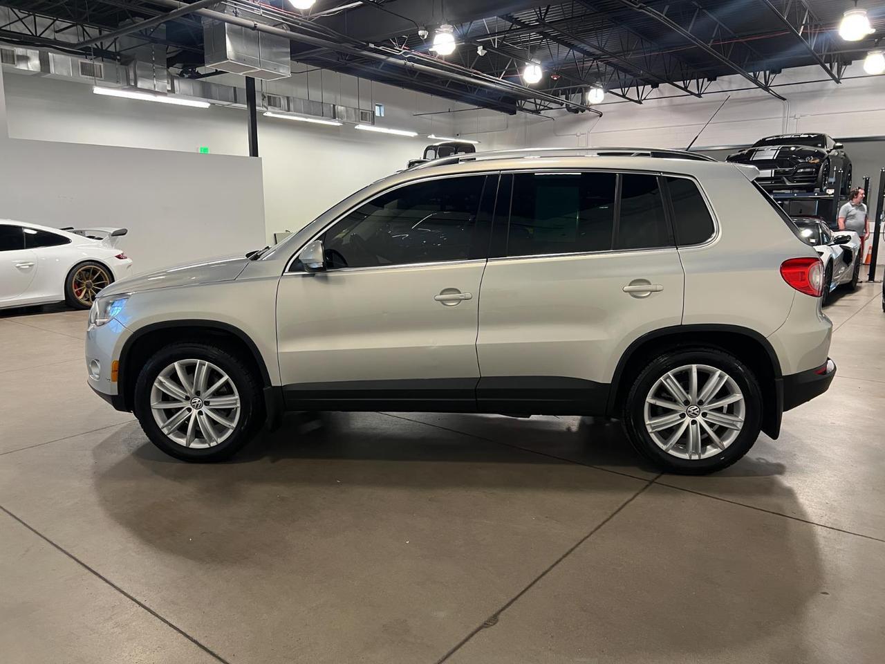 2011 Volkswagen Tiguan SEL 4Motion w/Premium Navi & Dynaudio Parker CO
