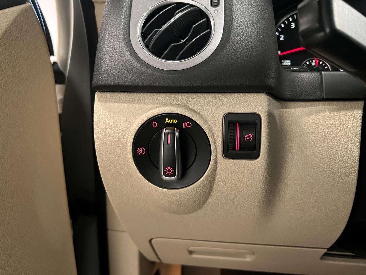 2011 Volkswagen Tiguan SEL 4Motion w/Premium Navi & Dynaudio Parker CO