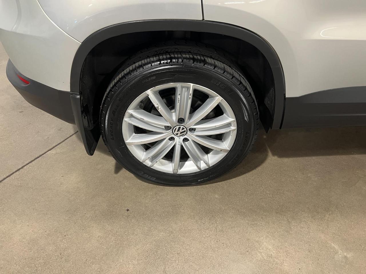 2011 Volkswagen Tiguan SEL 4Motion w/Premium Navi & Dynaudio Parker CO