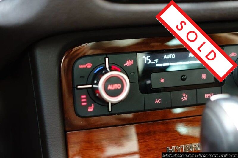 2011 Volkswagen Touareg  Boston MA