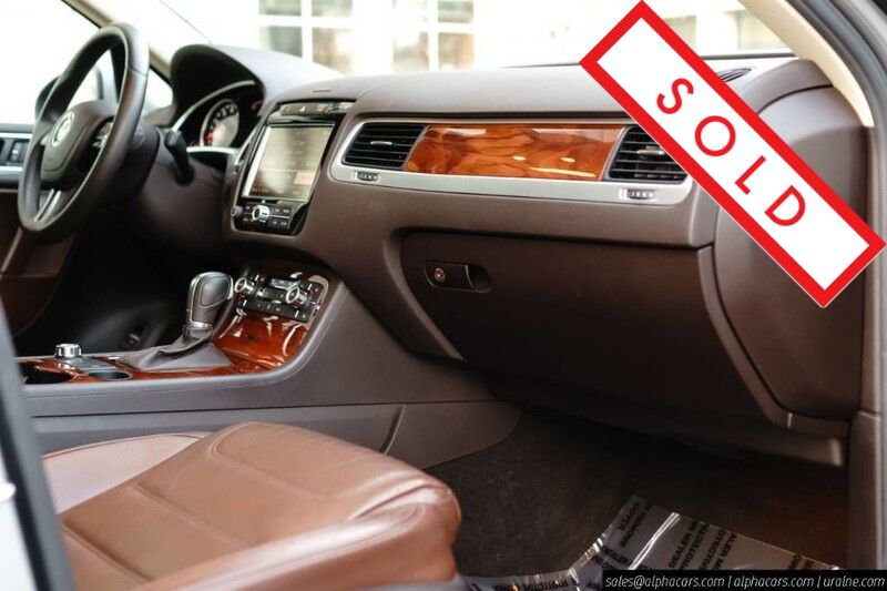 2011 Volkswagen Touareg  Boston MA