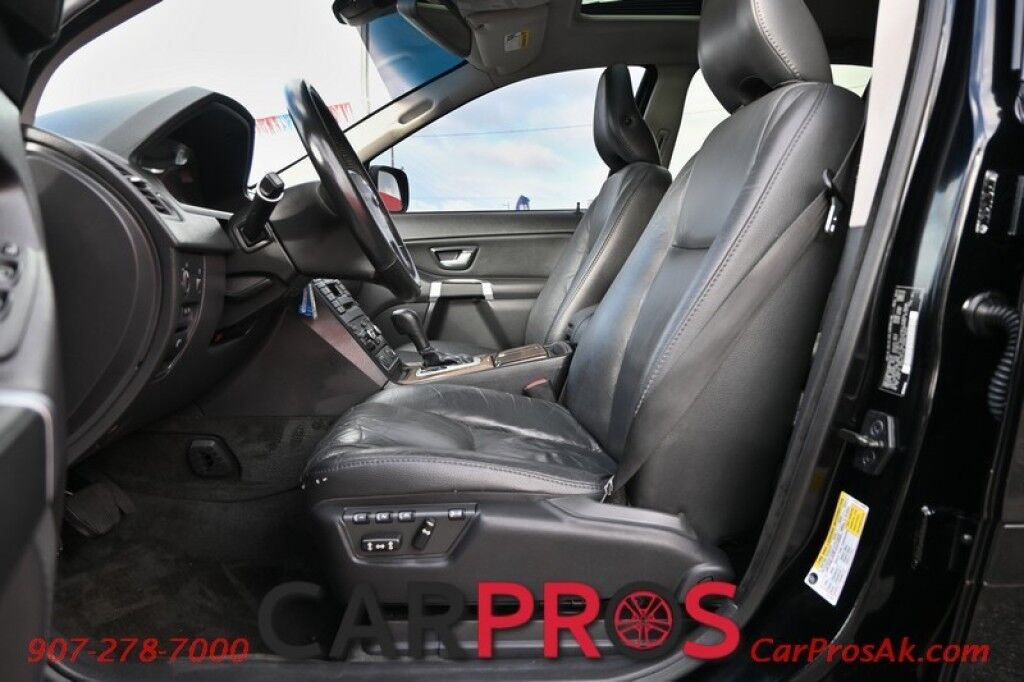 2011 Volvo XC90 3.2L I6 - All Wheel Drive - Front Leather Heated Seats - Keyless Entry - Power Windows & Door Locks - Moonroof Anchorage AK