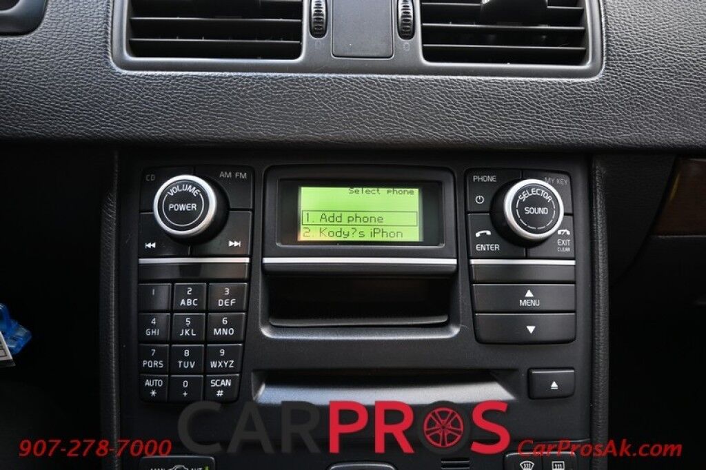 2011 Volvo XC90 3.2L I6 - All Wheel Drive - Front Leather Heated Seats - Keyless Entry - Power Windows & Door Locks - Moonroof Anchorage AK