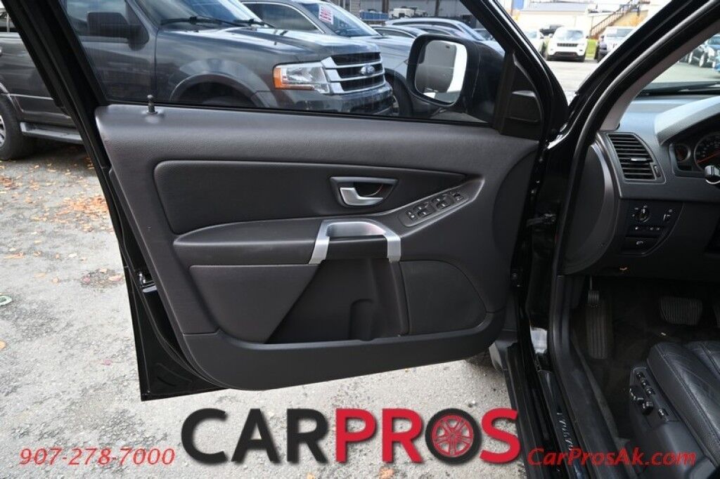 2011 Volvo XC90 3.2L I6 - All Wheel Drive - Front Leather Heated Seats - Keyless Entry - Power Windows & Door Locks - Moonroof Anchorage AK