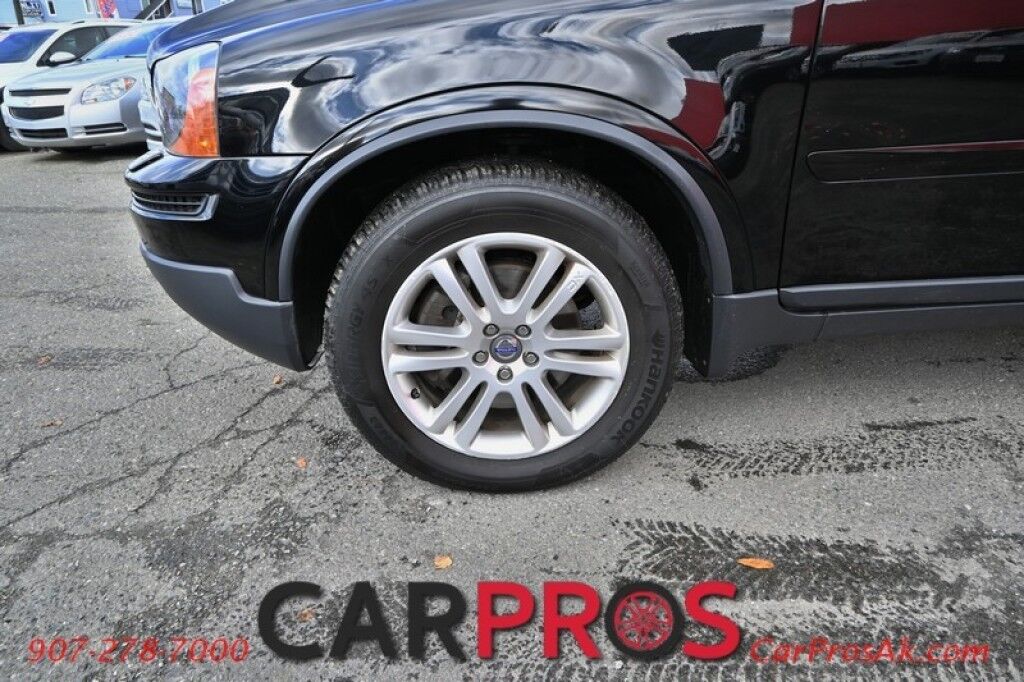 2011 Volvo XC90 3.2L I6 - All Wheel Drive - Front Leather Heated Seats - Keyless Entry - Power Windows & Door Locks - Moonroof Anchorage AK