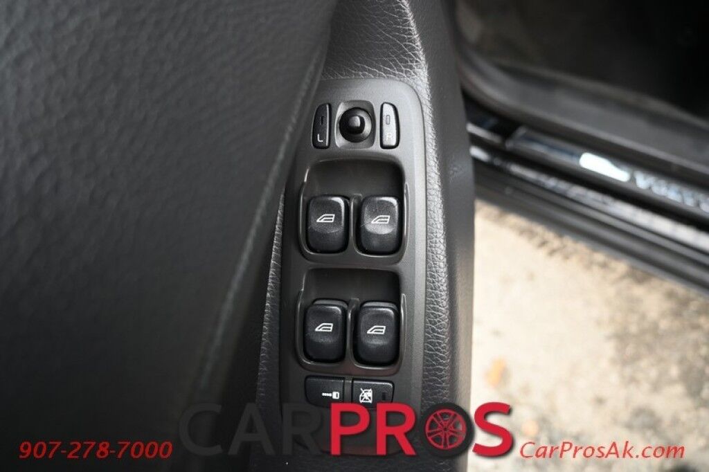 2011 Volvo XC90 All Wheel Drive - 3.2L I6 - All Wheel Drive - Power & Heated Leather Seats - Keyless Entry - Moonroof - 3rd Row Seats 7 Anchorage AK