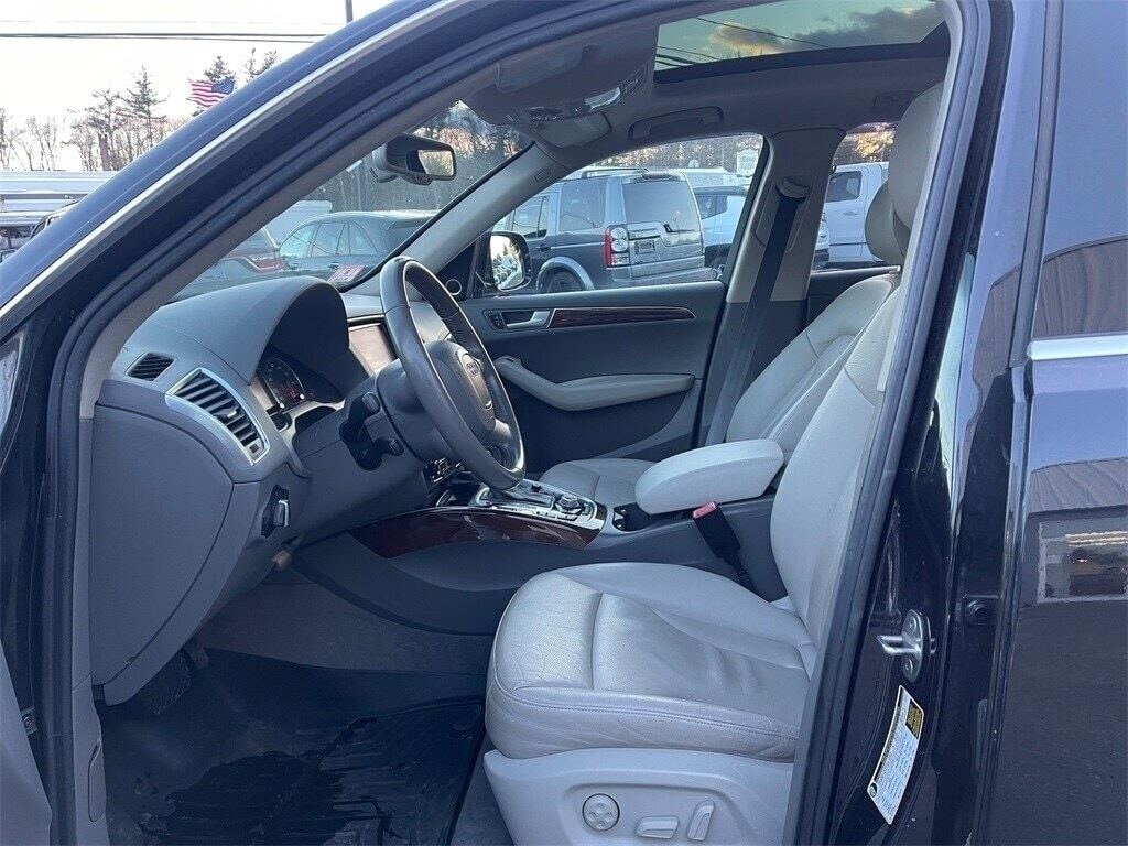 2012 Audi Q5 2.0T Premium Orange MA