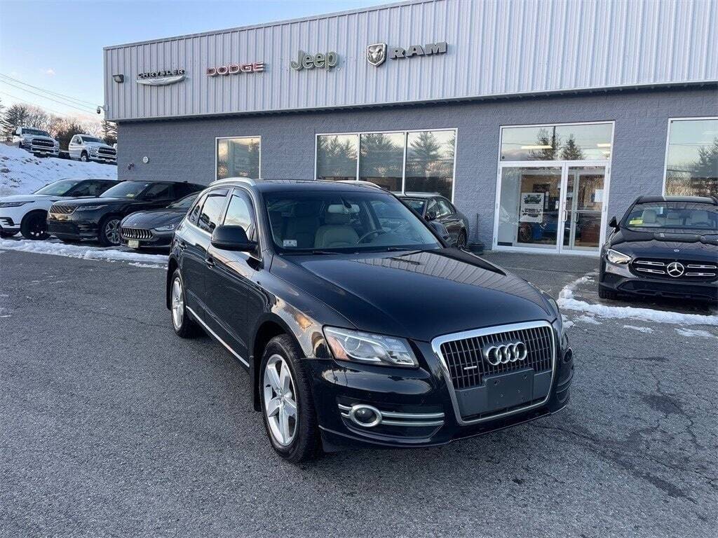 2012 Audi Q5 2.0T Premium Orange MA