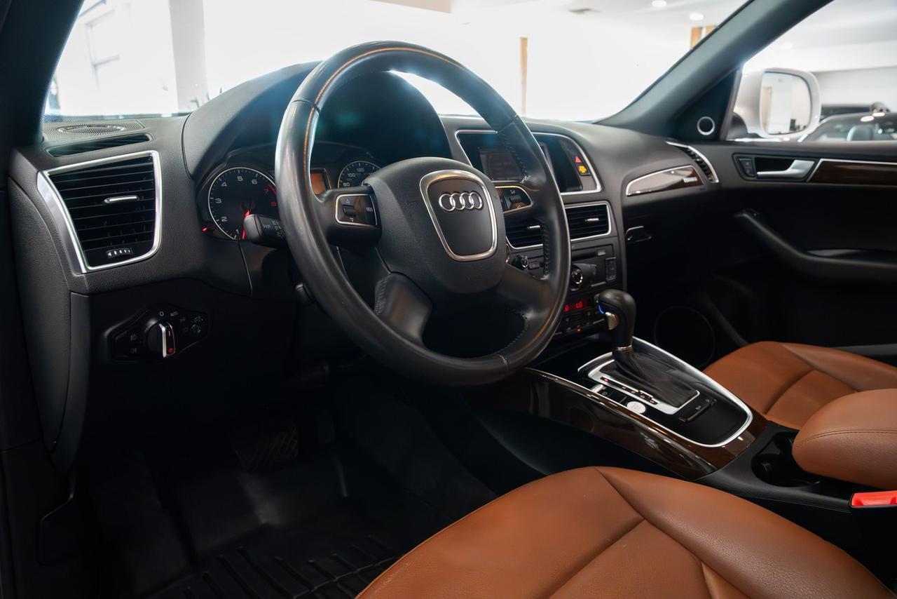 2012 Audi Q5 3.2 Premium Plus Gladstone OR
