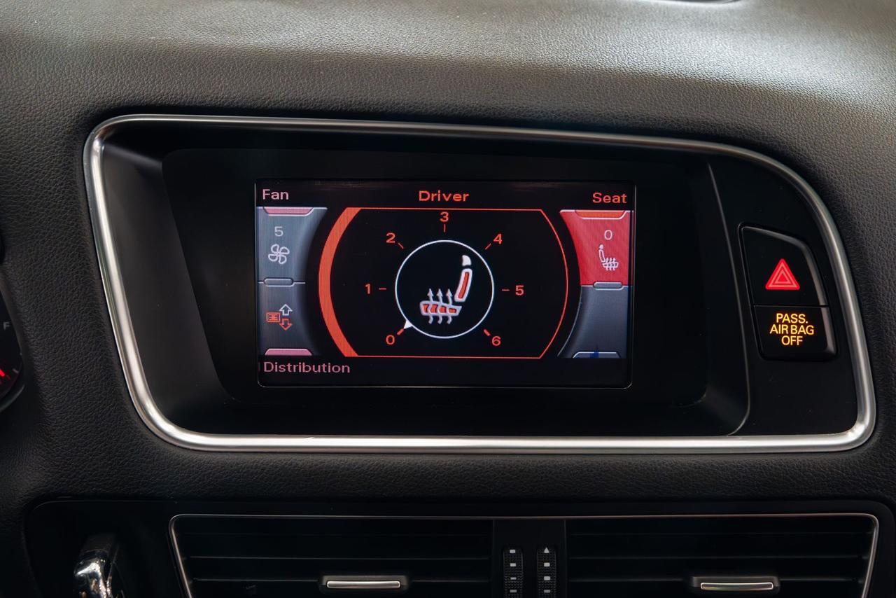 2012 Audi Q5 3.2 Premium Plus Gladstone OR