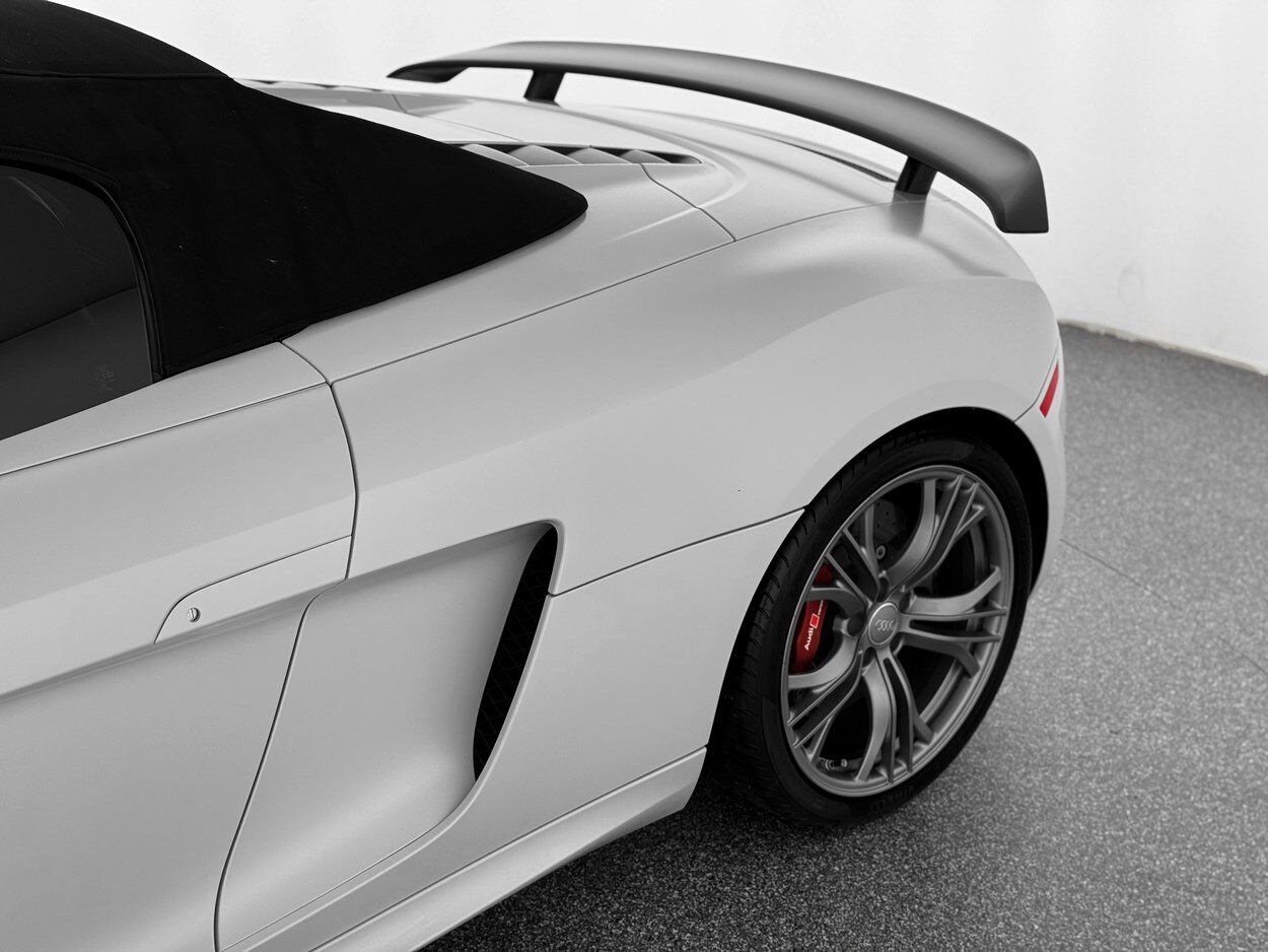 2012 Audi R8 5.2L GT Spyder Bellevue WA