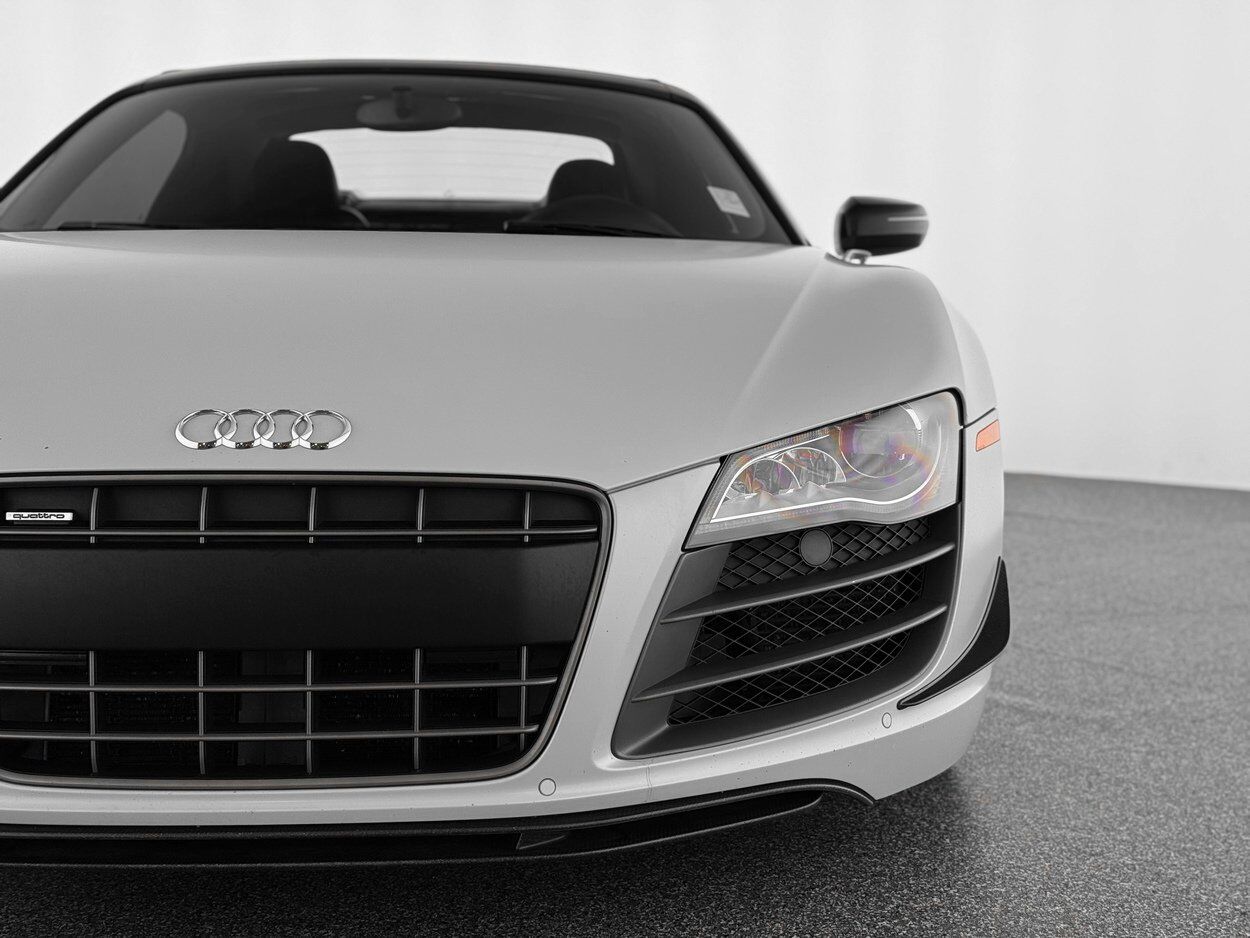 2012 Audi R8 5.2L GT Spyder Bellevue WA