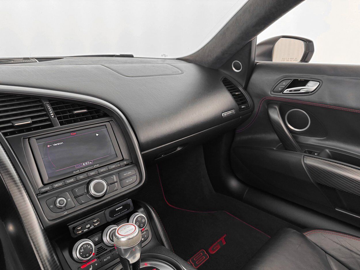 2012 Audi R8 5.2L GT Spyder Bellevue WA