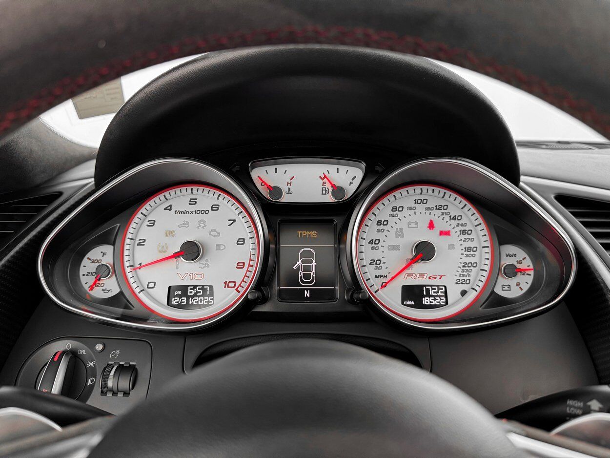 2012 Audi R8 5.2L GT Spyder Bellevue WA