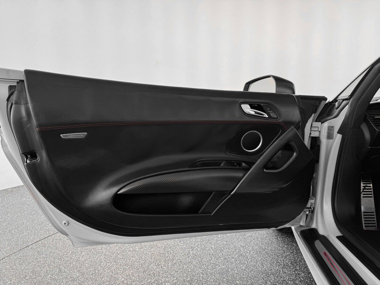 2012 Audi R8 5.2L GT Spyder Bellevue WA